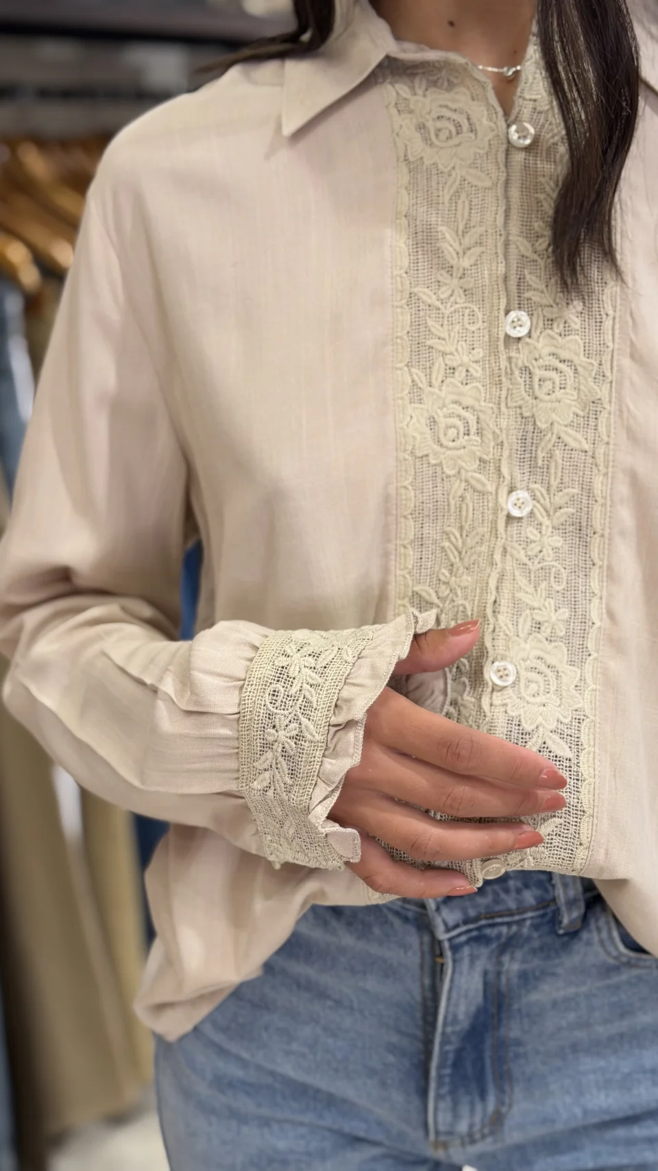 Camisa con diseño