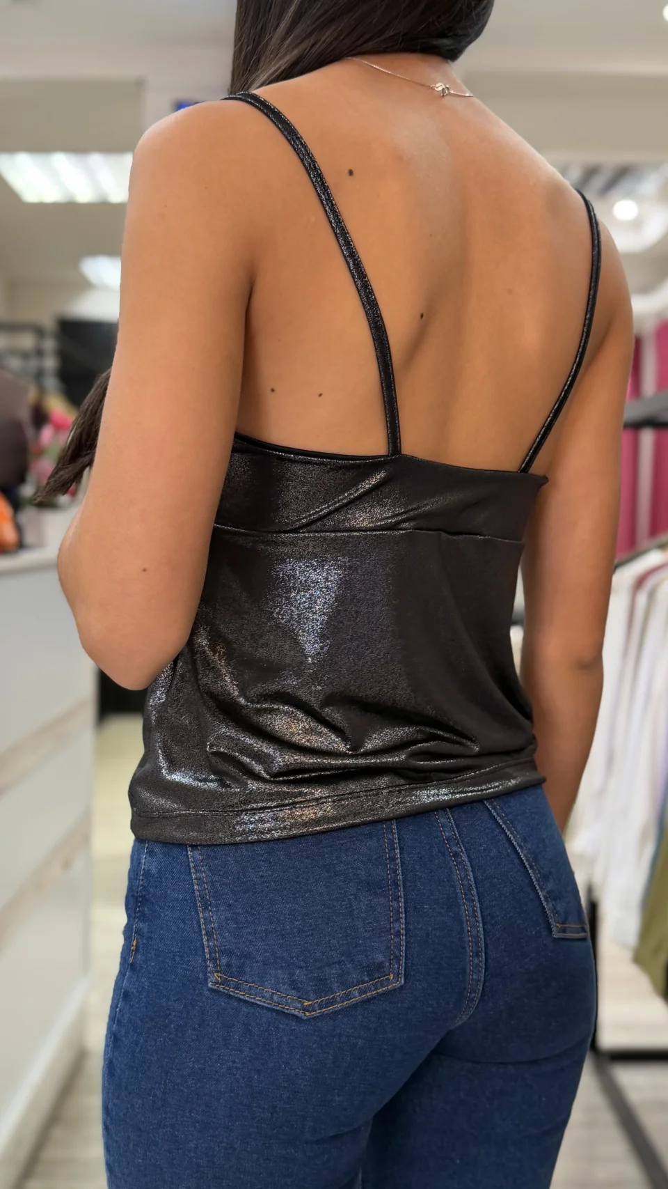 Blusa Elegante y Moderna