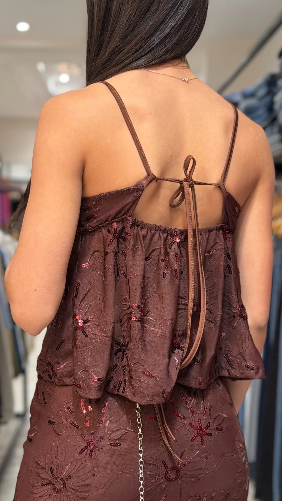 Mini con Transparencia y Lentejuelas