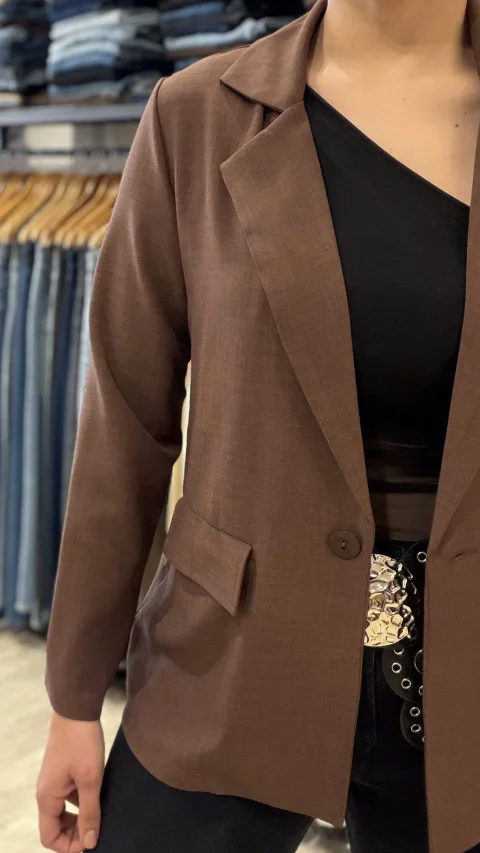 Blazer Femenino Elegante y Versátil
